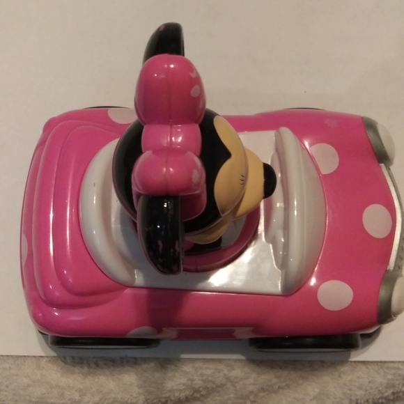 Disney Junior Minnie Mouse Push and Go Racer Pink, Race Car motorized 4.5" x 5" - Picture 5 of 6